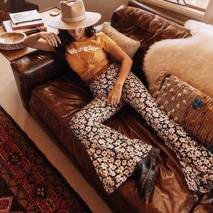 ***SOLD*** Princess Polly Flared Flower Pants